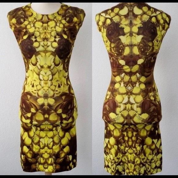 Alexander McQueen Chartreuse Mirror Bodycon Dress - Picture 2 of 11